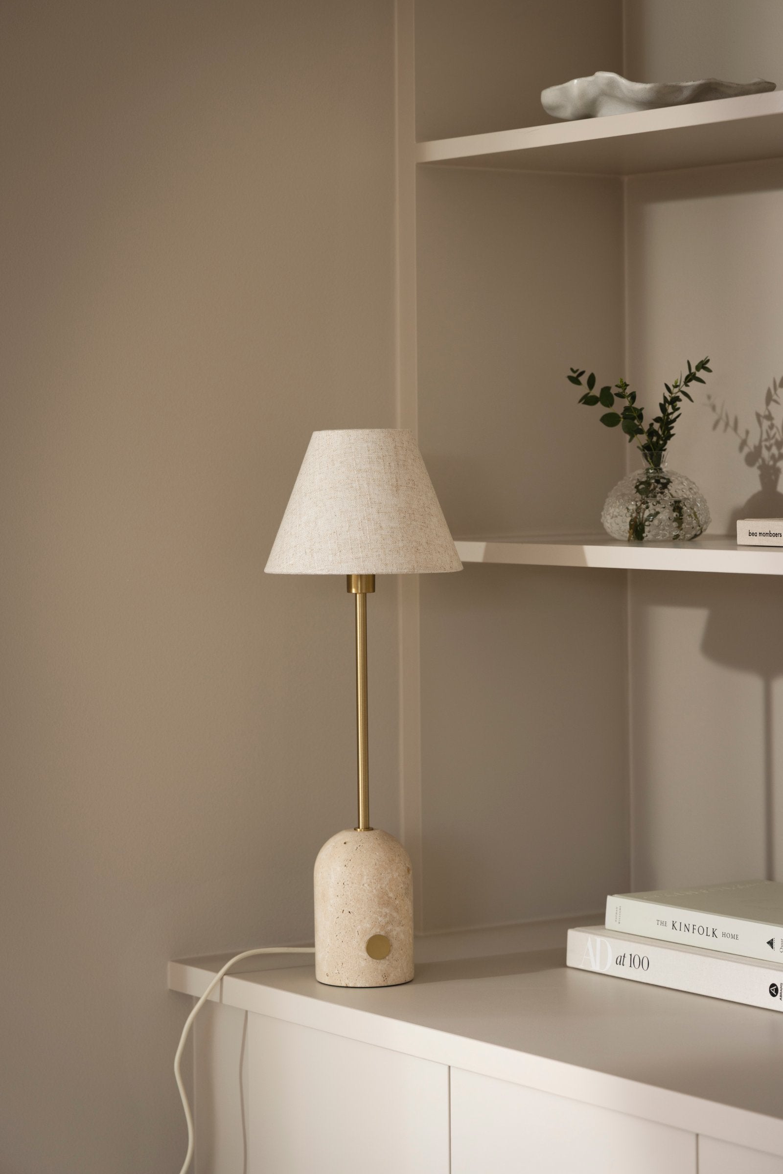 Bordslampa - Travertine